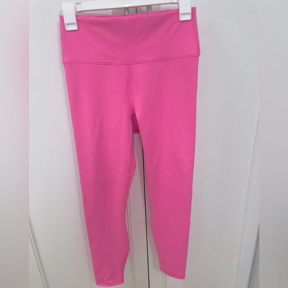 Fabletics Pink Leggings with cheetah print cris cross on back Sz Small 🌸🐆